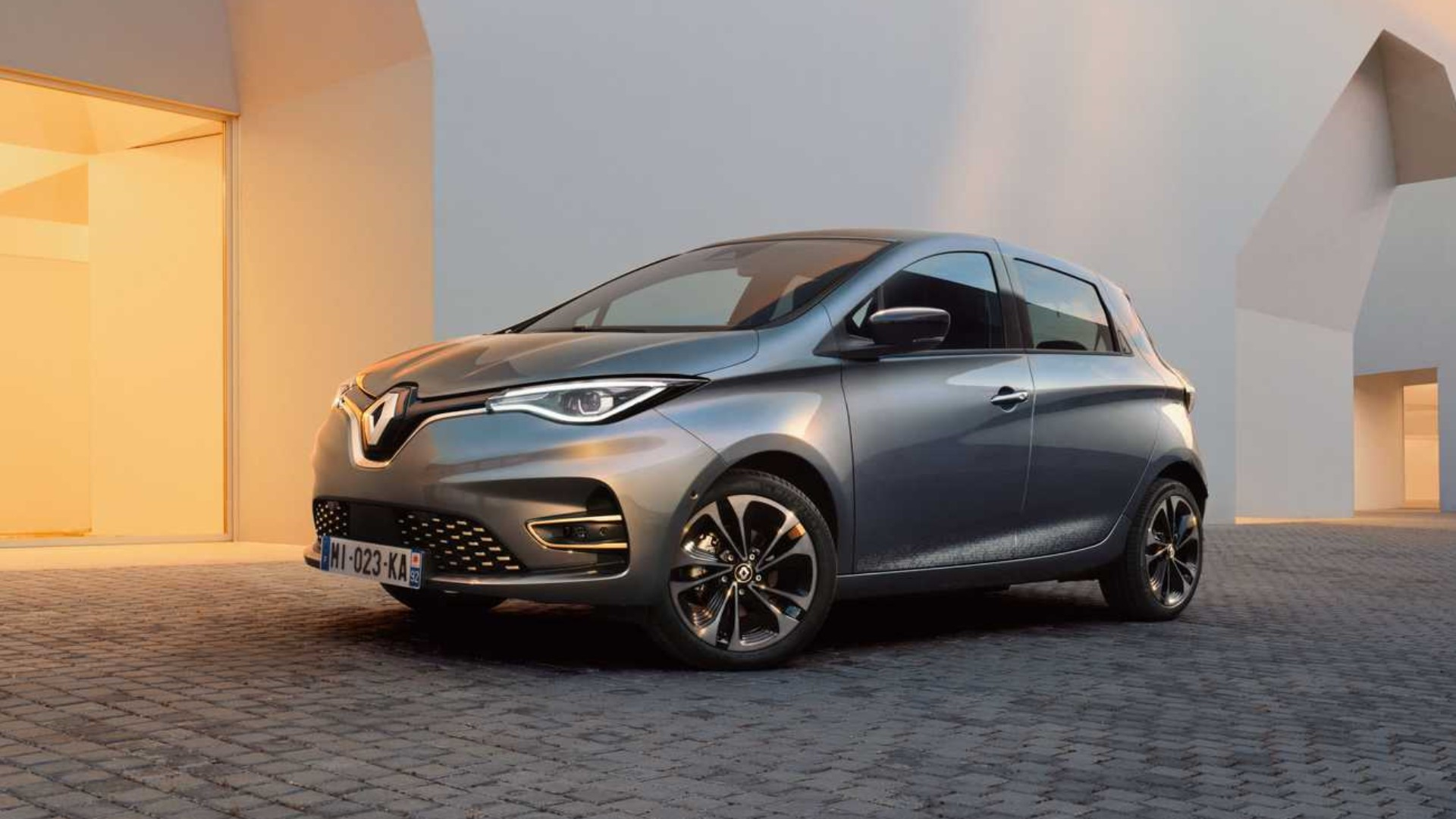 Renault Zoe 2022 İçin Makyajlanacak