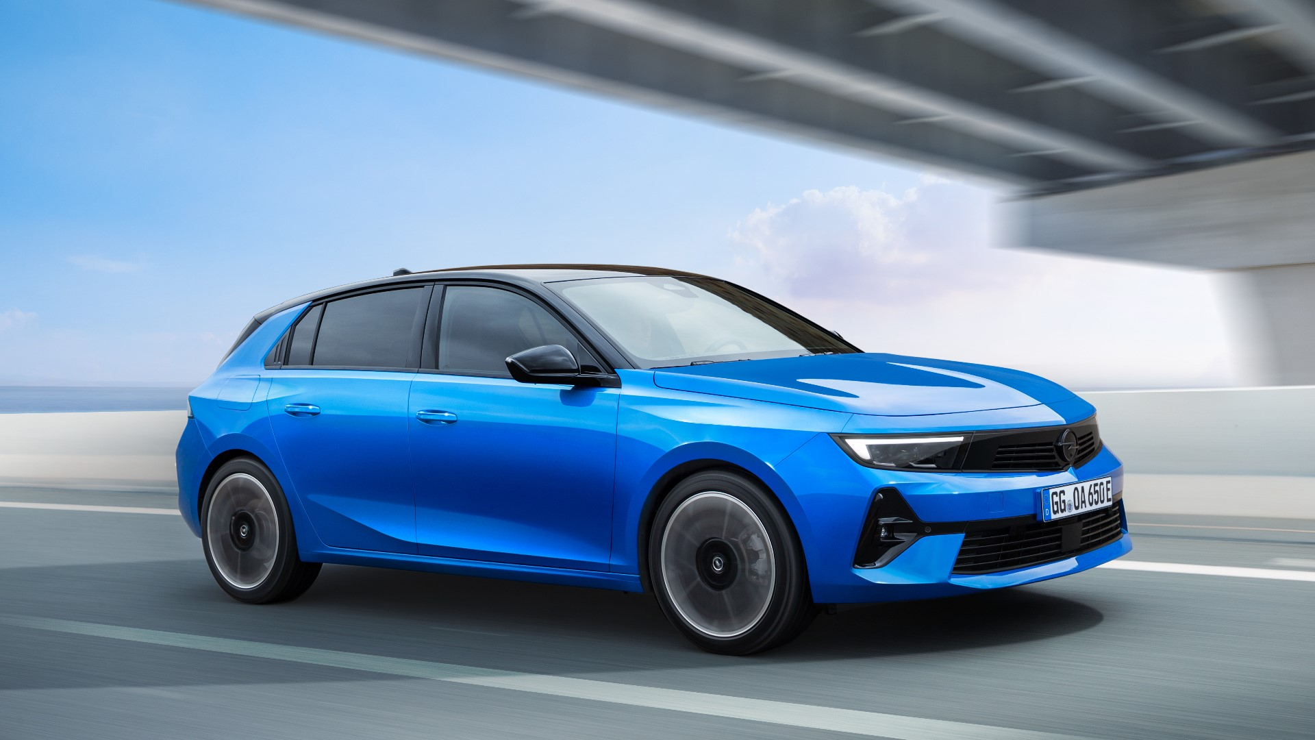 Elektrikli Opel Astra Tanıtıldı