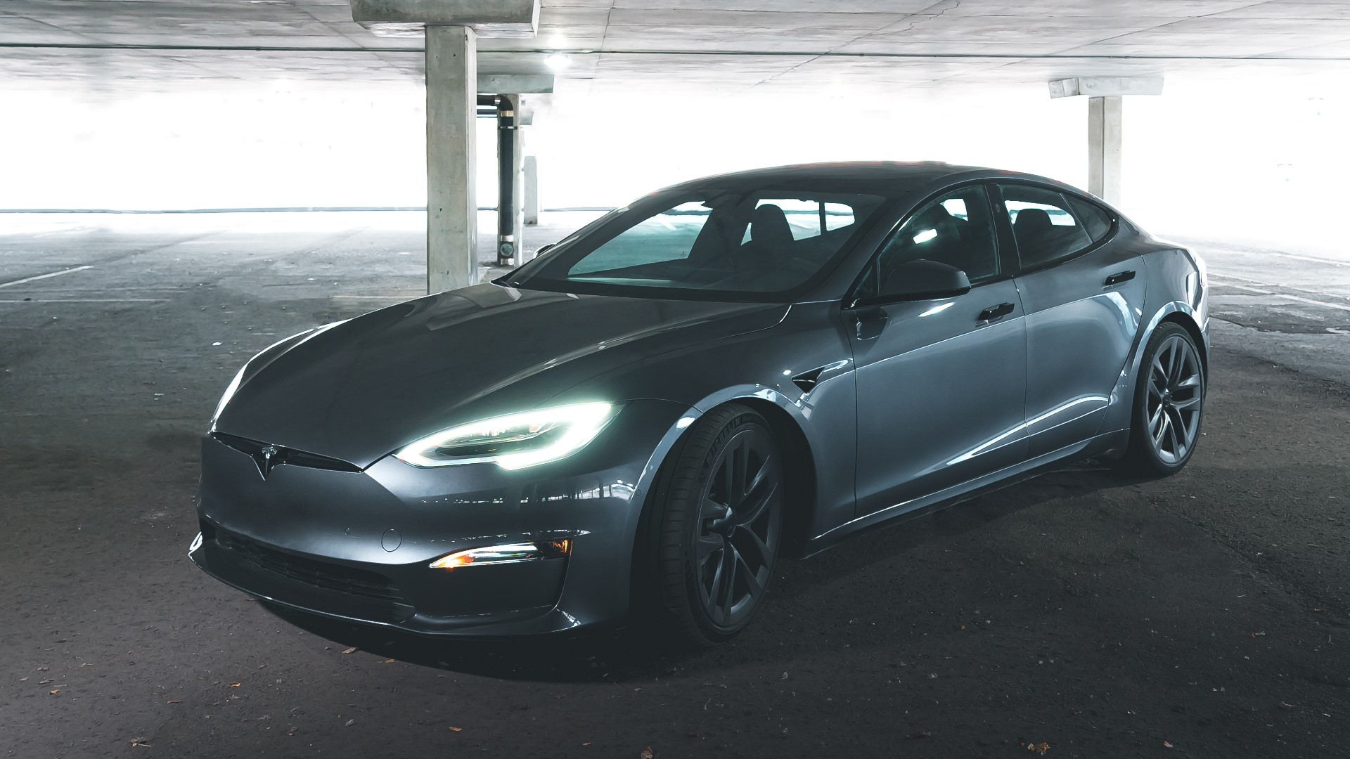 Tesla'dan Otomobillerine Bir İndirim Daha Geldi