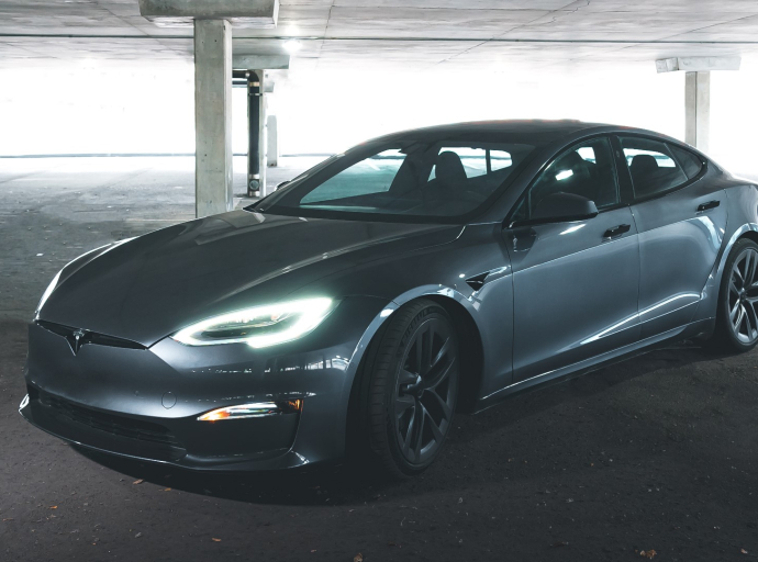 Tesla'dan Otomobillerine Bir İndirim Daha Geldi