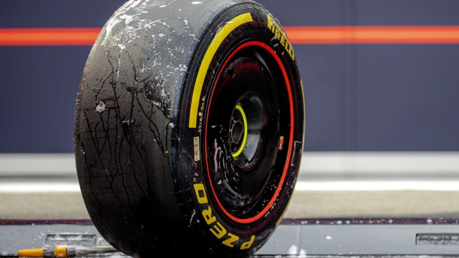 Formula 1 Teams Are Concerned About Tires Being Affected by Temperature 
