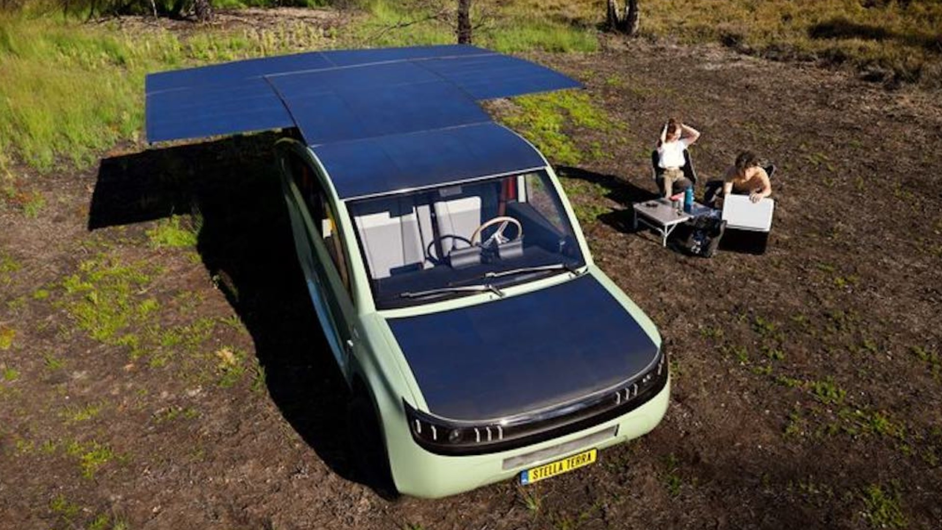 The World's First Solar Powered Vehicle