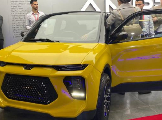 Turkey's second fully electric car Amperino C100 was introduced 