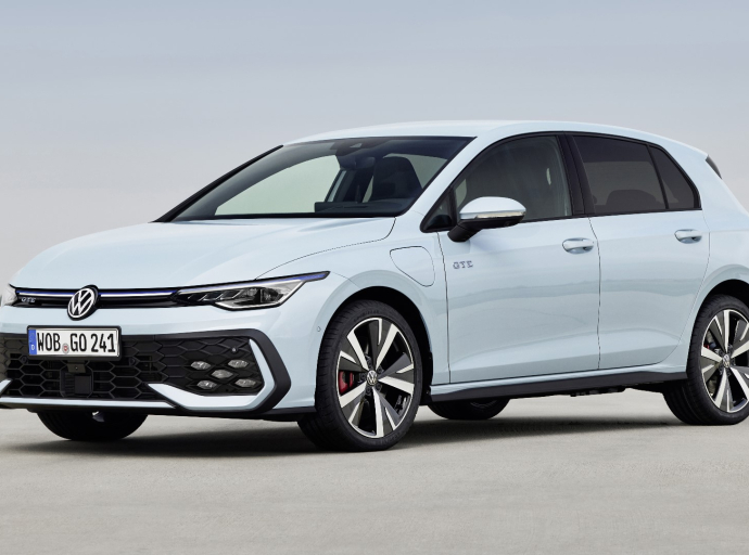 2024 New VW Golf with Makeup Introduced
